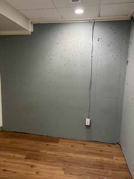 Basement Office or storage room - 7722 Wolford Way