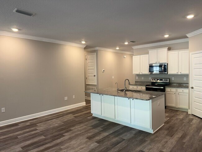 Building Photo - 491 Lightning Bug Ln