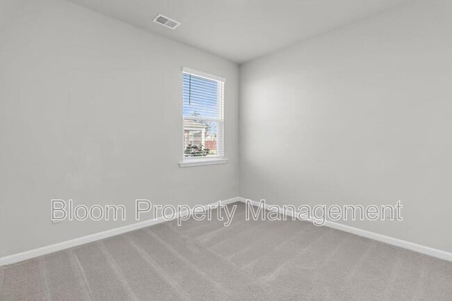 Building Photo - 507 Sybilwood Ln