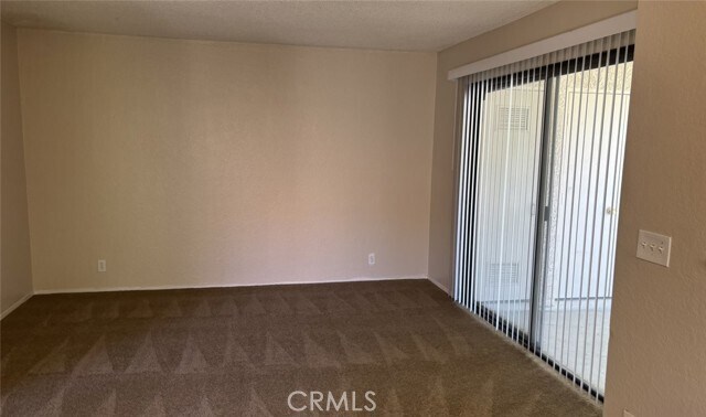 Building Photo - 2554 Olive Dr