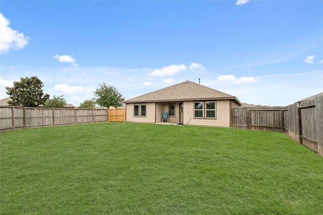 Building Photo - 6414 Clyde Arbor Dr