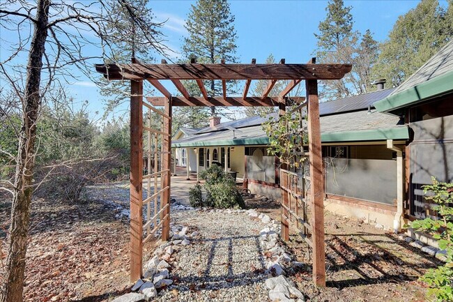 Building Photo - 21740 Homestead Rd