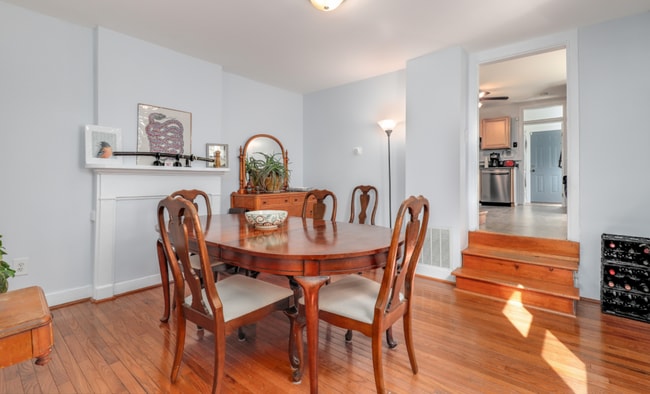 Building Photo - Stunning & Spacious 3 Bed/2 Bath Hampden Home - Fenced Backyard!