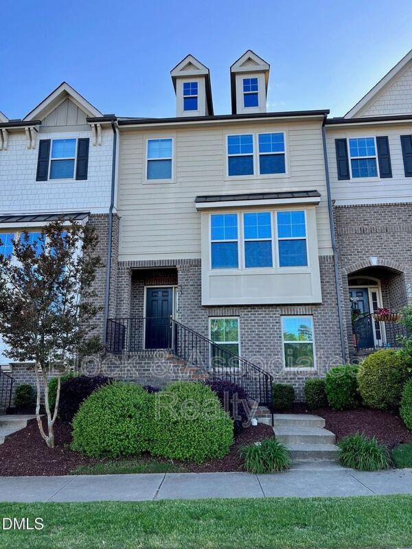 Building Photo - 603 Old Mill Village Dr