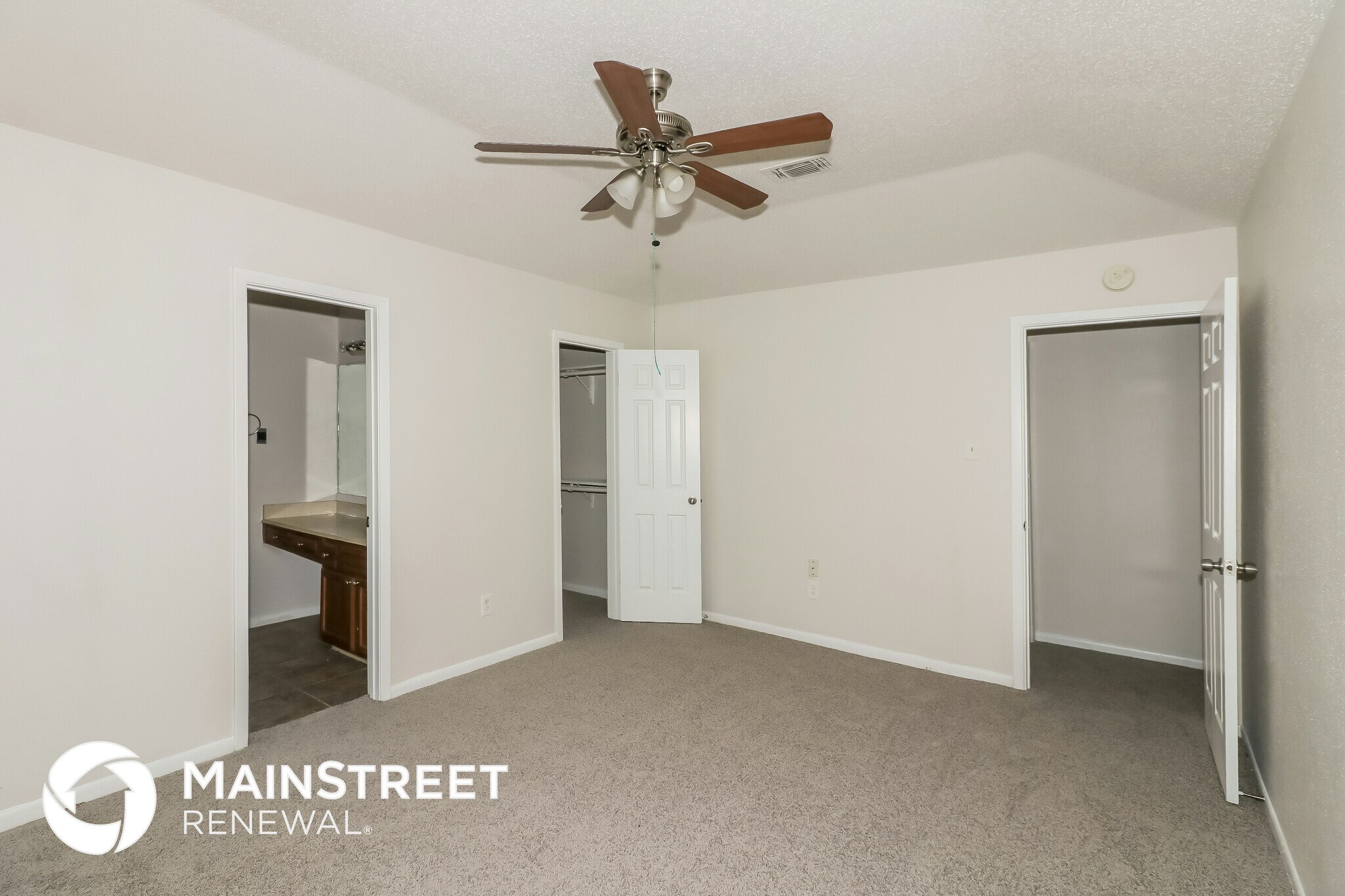 Building Photo - 18926 Sandia Pines Dr