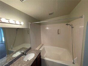 Building Photo - 2912 Bluegill Way