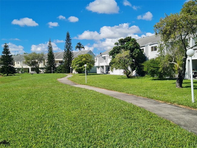 Building Photo - 3421 NW 44th St