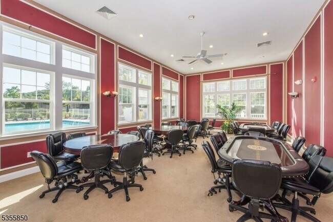 Building Photo - 4402 Ramapo Ct