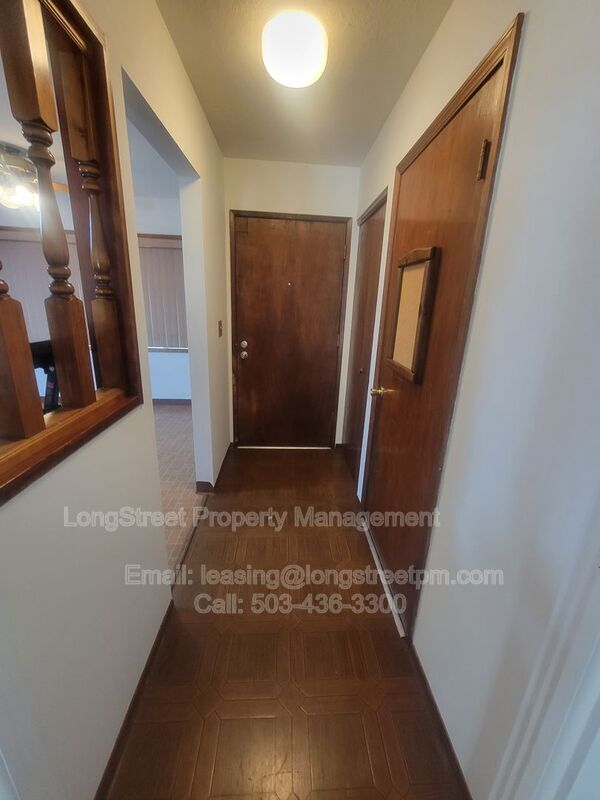 Building Photo - 14625 NE Knott Ct