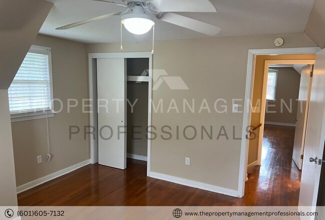 Building Photo - 1258 Deerfield Ln