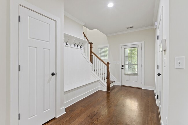Building Photo - 1455 Reynolds Dr