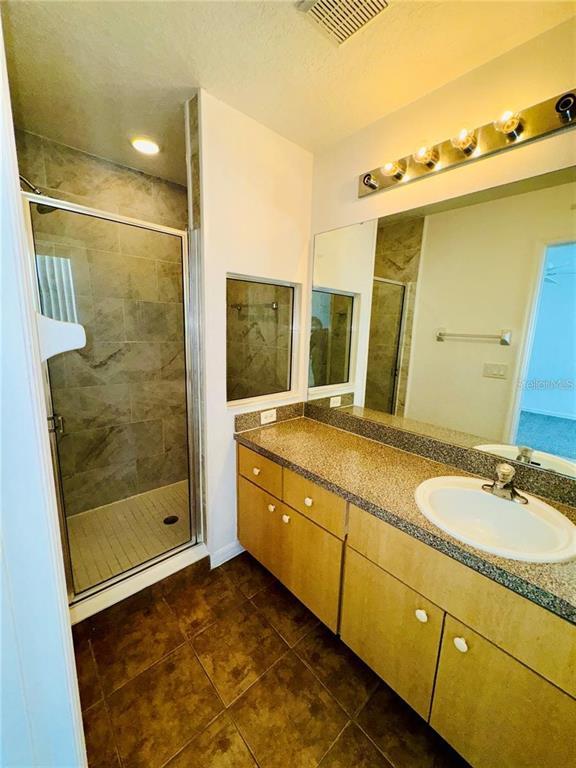 Building Photo - 1106 S Beach Cir