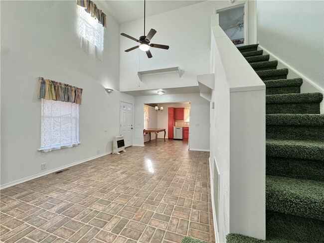 Building Photo - 171 Madison 2415