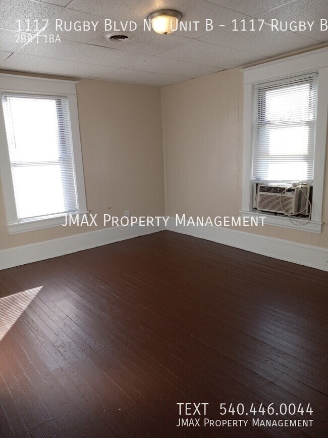 Building Photo - 1117 Rugby Blvd NW