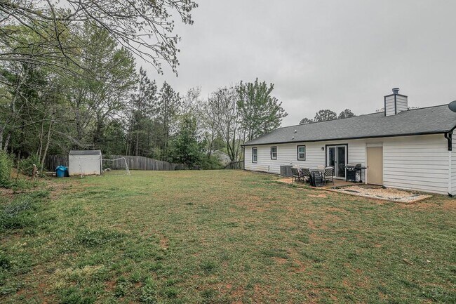 Building Photo - 356 Meadow Trace Dr