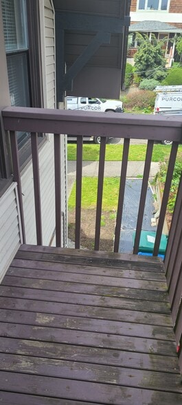 Building Photo - 5116 Meridian Ave N