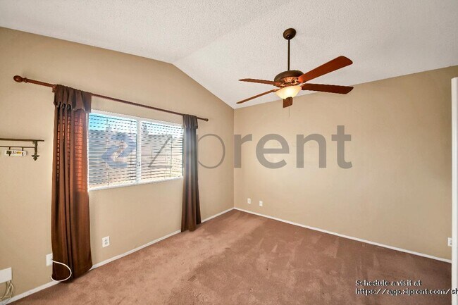 Building Photo - 16285 Barbee St