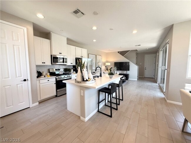 Building Photo - 916 Cottonwood Hl Pl