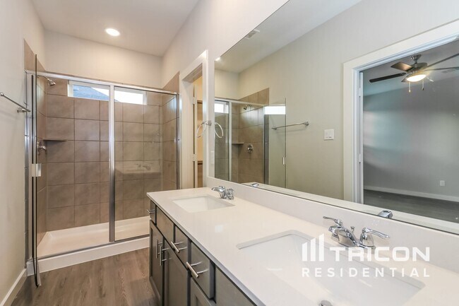 Building Photo - 23627 Gibson Frst Dr
