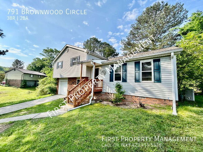 Primary Photo - 791 Brownwood Cir