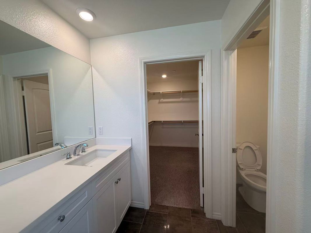 Building Photo - 16725 Stag's Leap Ln