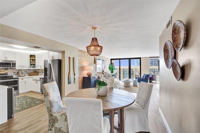 Building Photo - 2301 S Ocean Dr