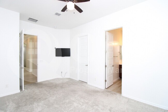 Building Photo - 22597 E Sentiero Ct