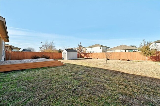 Building Photo - 119 Legends of Hutto Tr