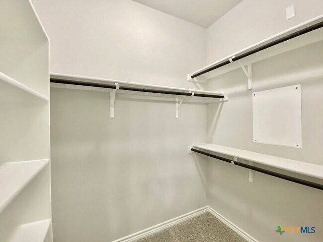 Building Photo - 2148 Pecan Island Dr
