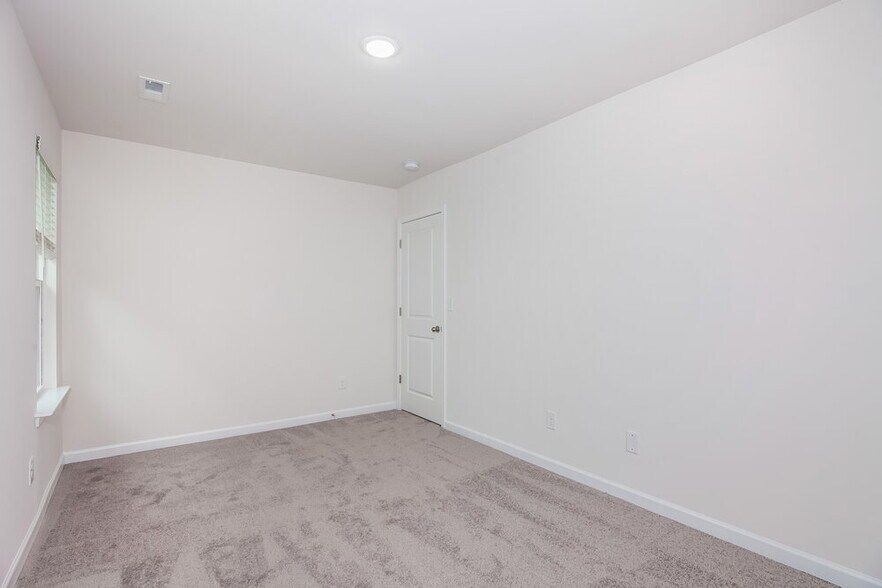 Building Photo - 4326 Drifter Dr