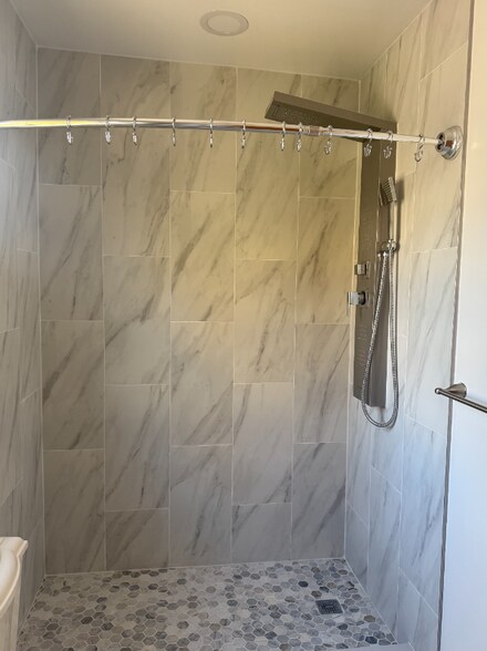 Building Photo - 147 Liberty Ave