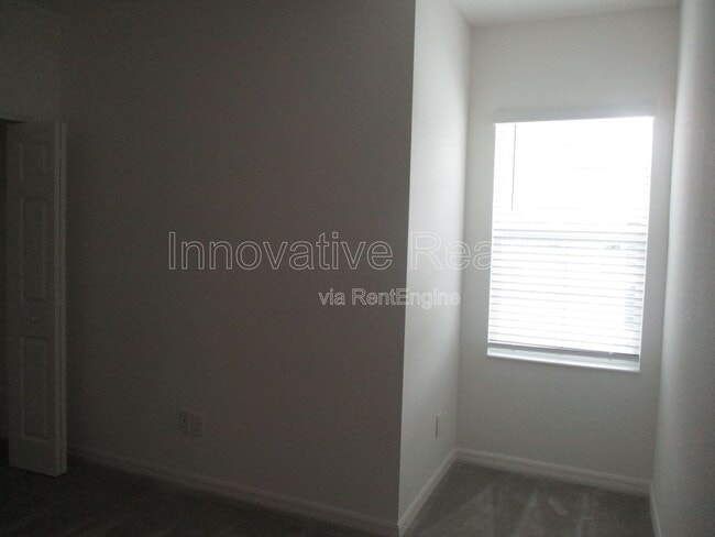 Building Photo - 6791 Tussilago Way