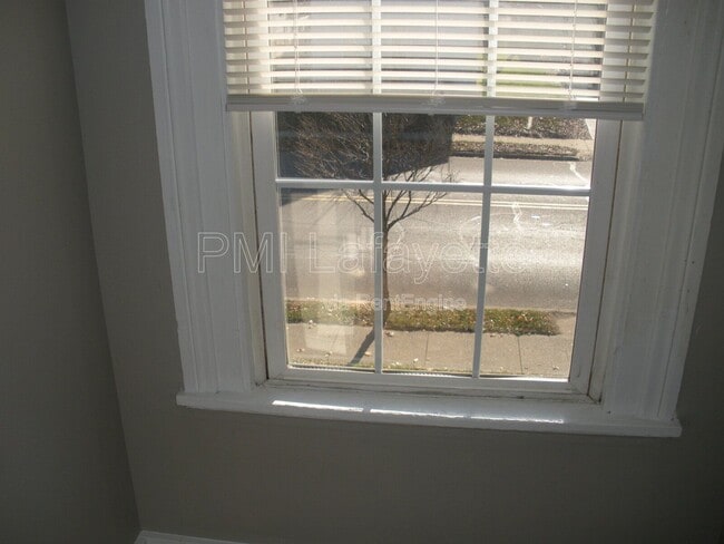 Building Photo - 1226 Greenbush St