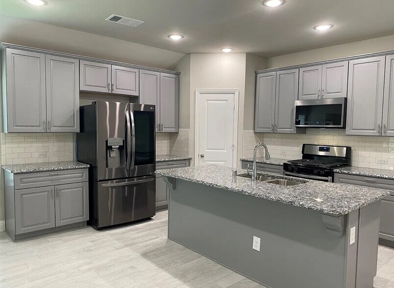 Building Photo - 4126 Perch Dr