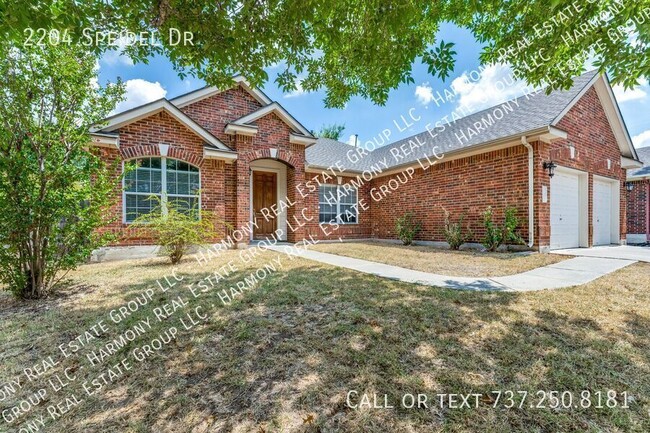 Building Photo - 2204 Speidel Dr