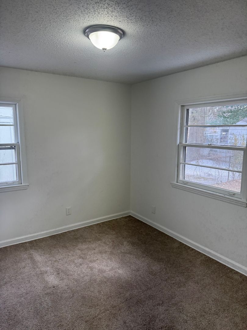 Building Photo - 3601 Hendricks Ave