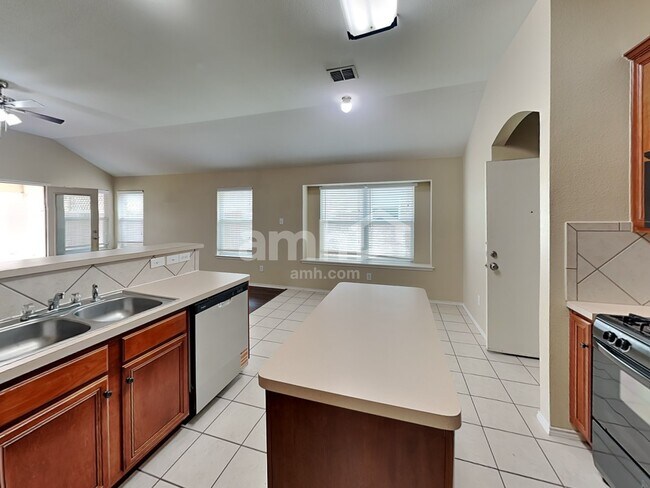 Building Photo - 9056 Weller Ln