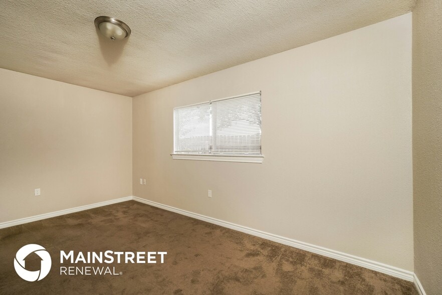 Building Photo - 12423 Cannonade St