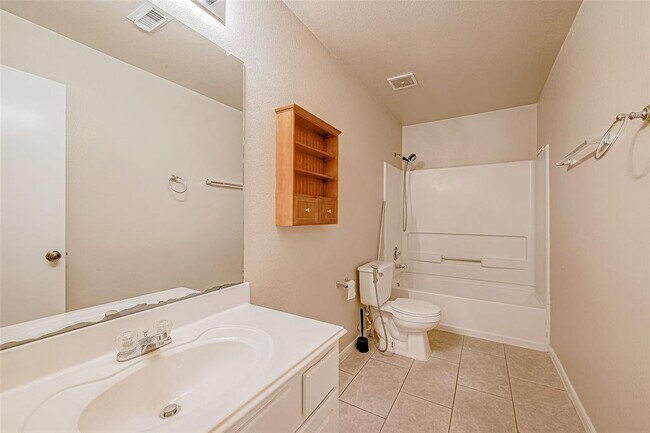 Building Photo - 9514 Sedge Wren Ct