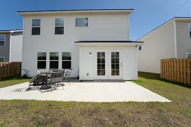 Building Photo - Coming Available!