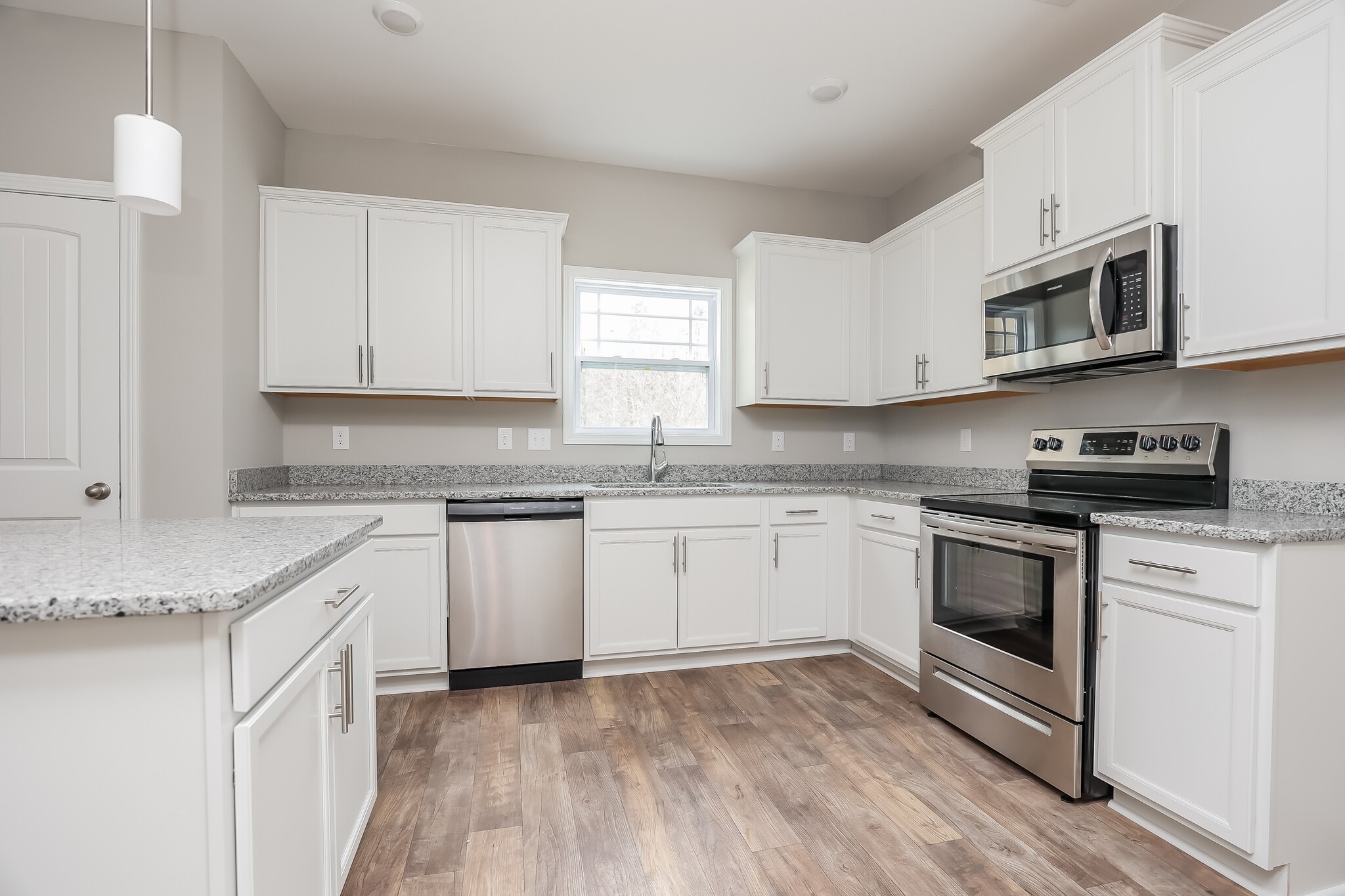 Building Photo - 1272 Black Oak Cir