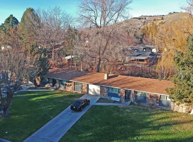 Building Photo - 3541 W Magnolia St