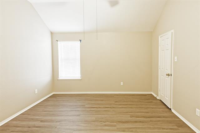 Building Photo - 1129 Acacia Dr