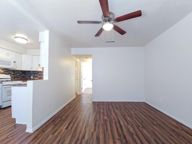 Building Photo - 1021 Coal Ave SW