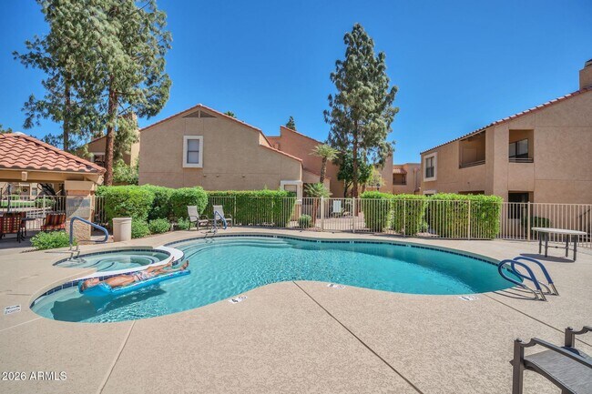 Building Photo - 8787 E Mountain View Rd