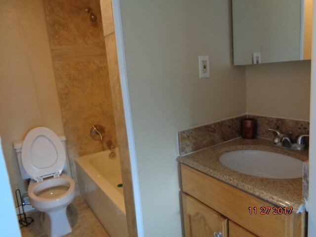 Building Photo - 4951 Campanile Dr