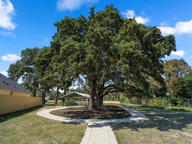 Building Photo - 15202 N Heron Heights Way