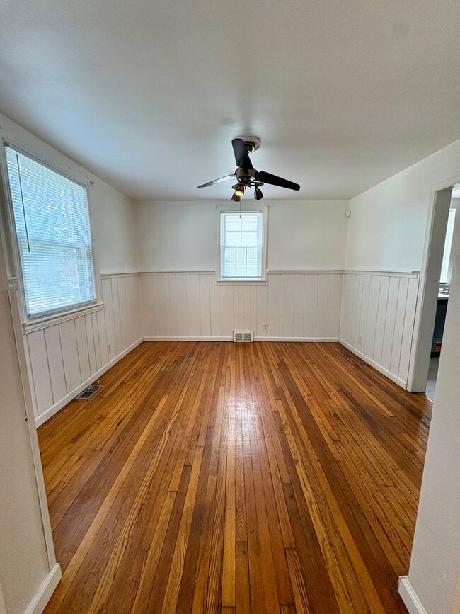 Building Photo - 118 Atlas Dr