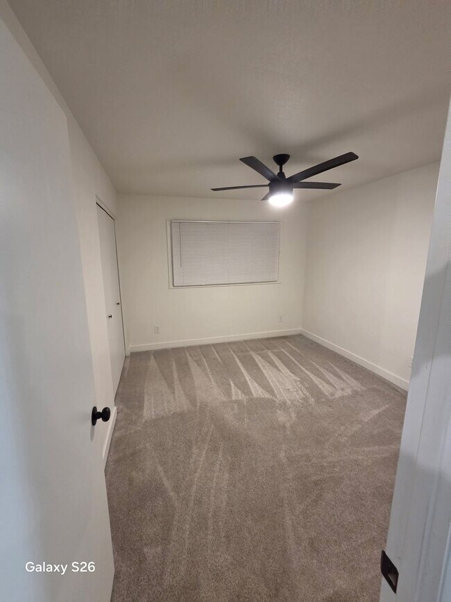 Building Photo - 4030 N Granite Reef Rd
