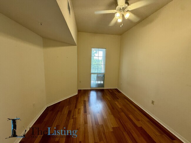 Building Photo - 402 S Armenia Ave